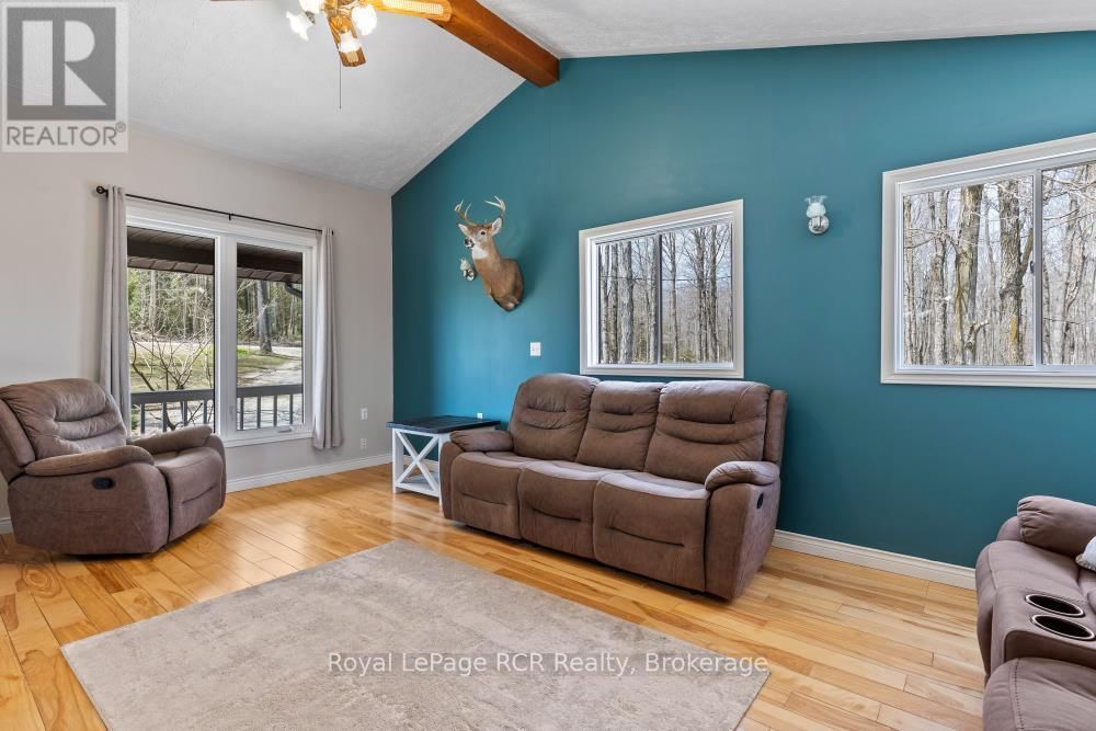 214333 BASELINE ROAD Image 10