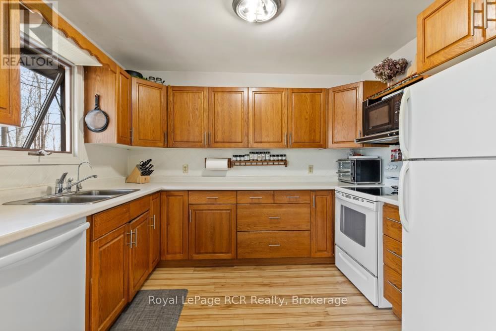 214333 BASELINE ROAD Image 14