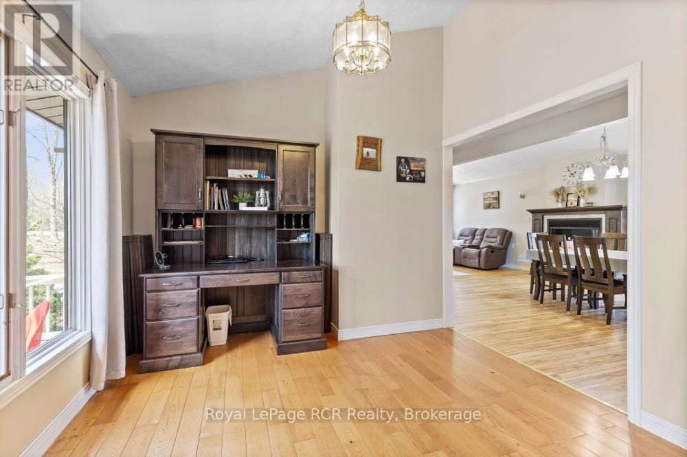 214333 BASELINE ROAD Image 19