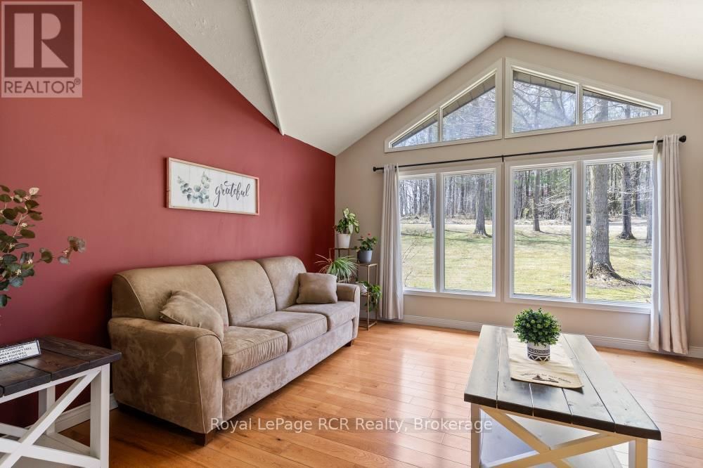 214333 BASELINE ROAD Image 21