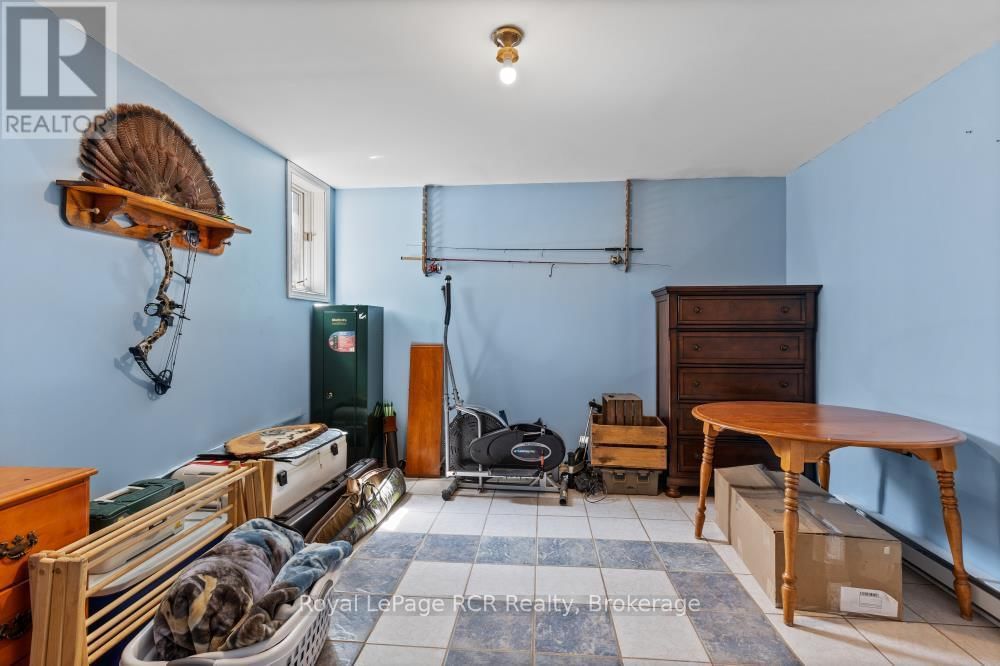214333 BASELINE ROAD Image 34