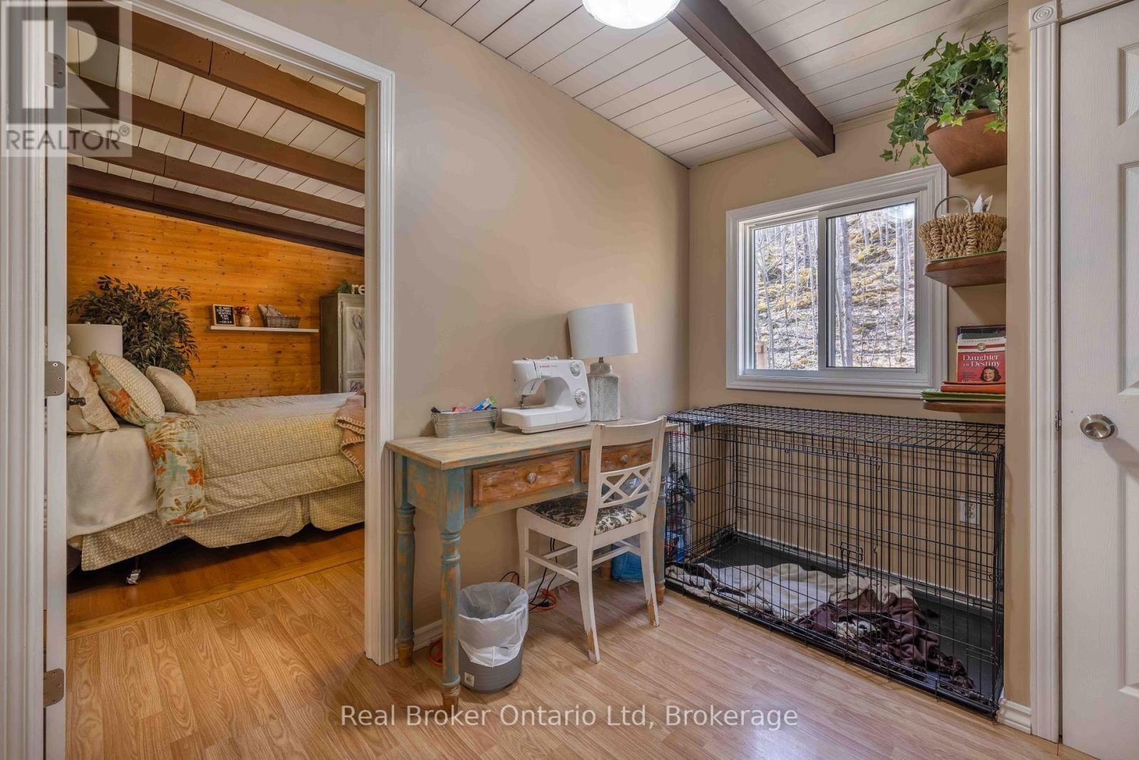 12 7TH AVENUE Image 23