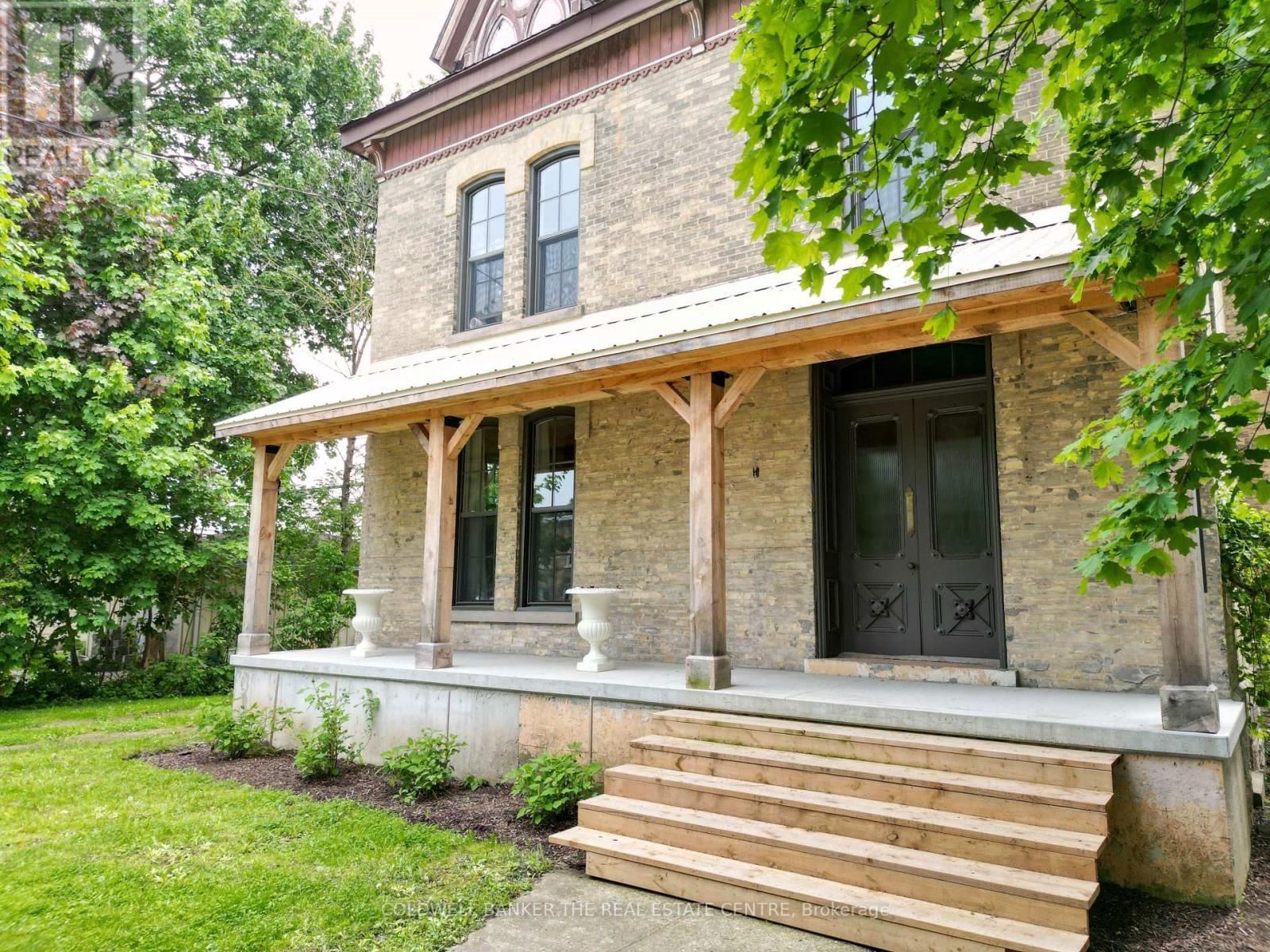 150 WELLINGTON STREET EAST Image 4