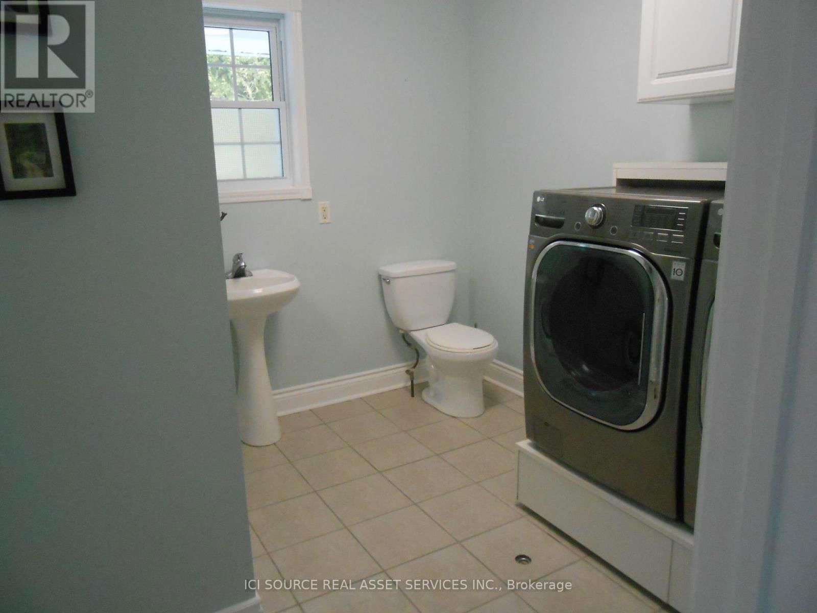 523557 CONCESSION 12 Image 10