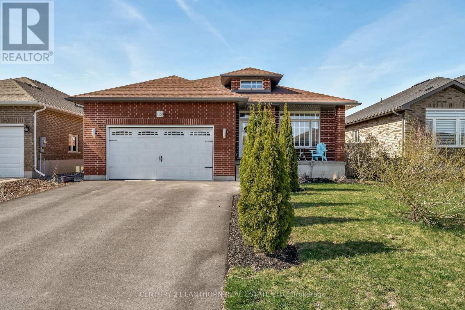 65 CREWS CRESCENT Image 1