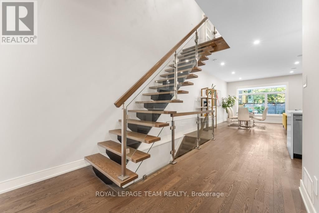 261 BEECHWOOD AVENUE Image 12