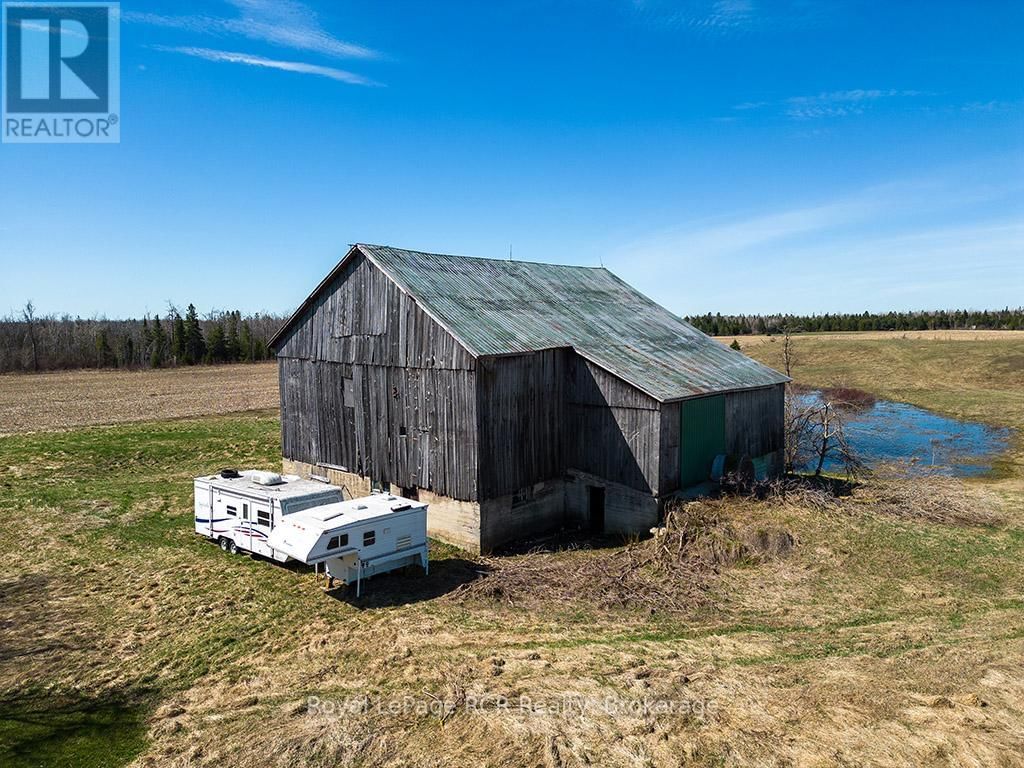 573648 57B ROAD Image 16