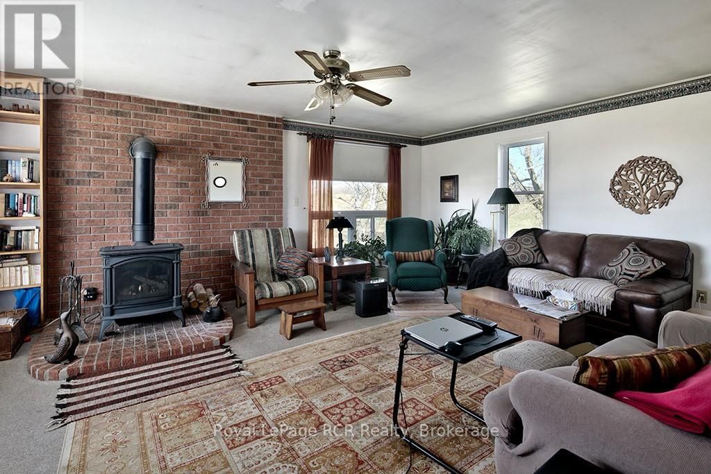 573648 57B ROAD Image 30