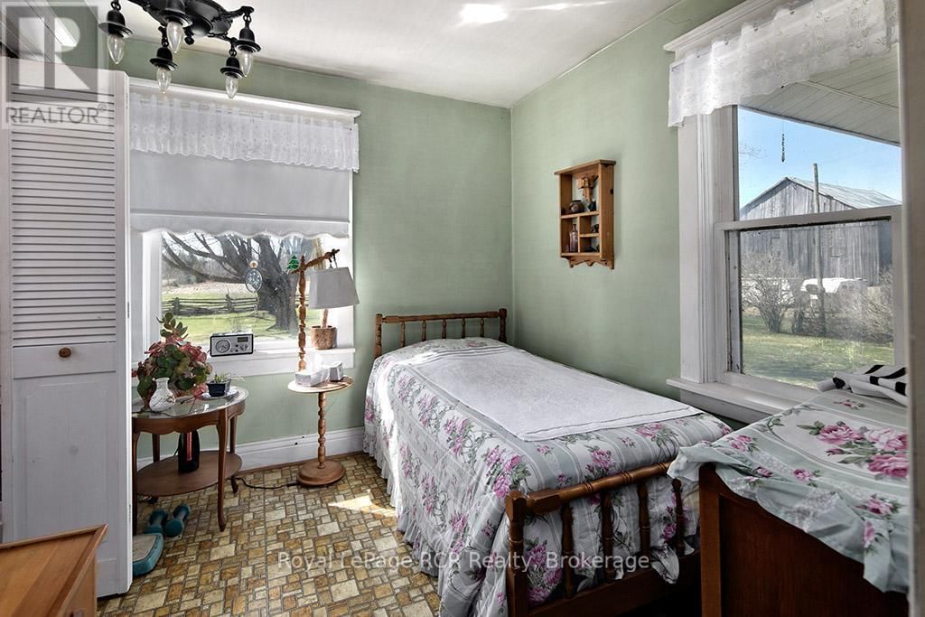 573648 57B ROAD Image 33