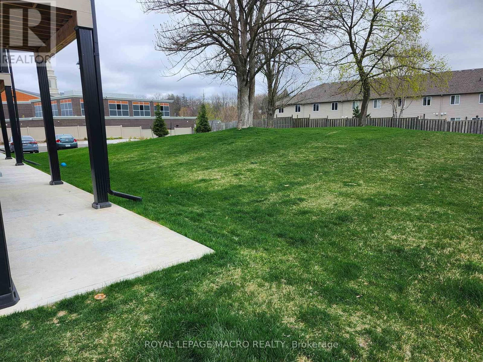 415 WATER STREET SOUTH Image 7