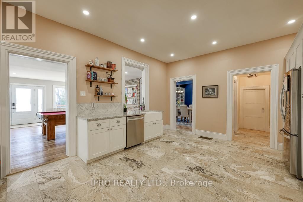 3892 LEWIS ROAD Image 16