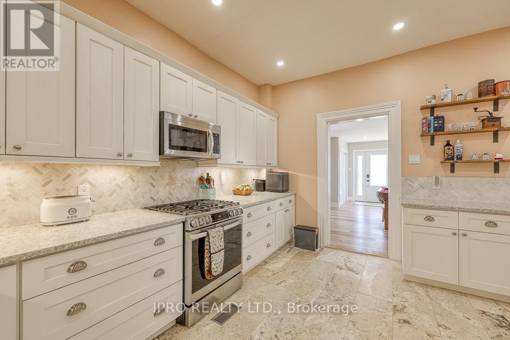 3892 LEWIS ROAD Image 17