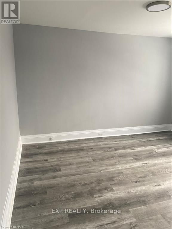 UPPER UNIT - 62 RANDOLPH STREET Image 7