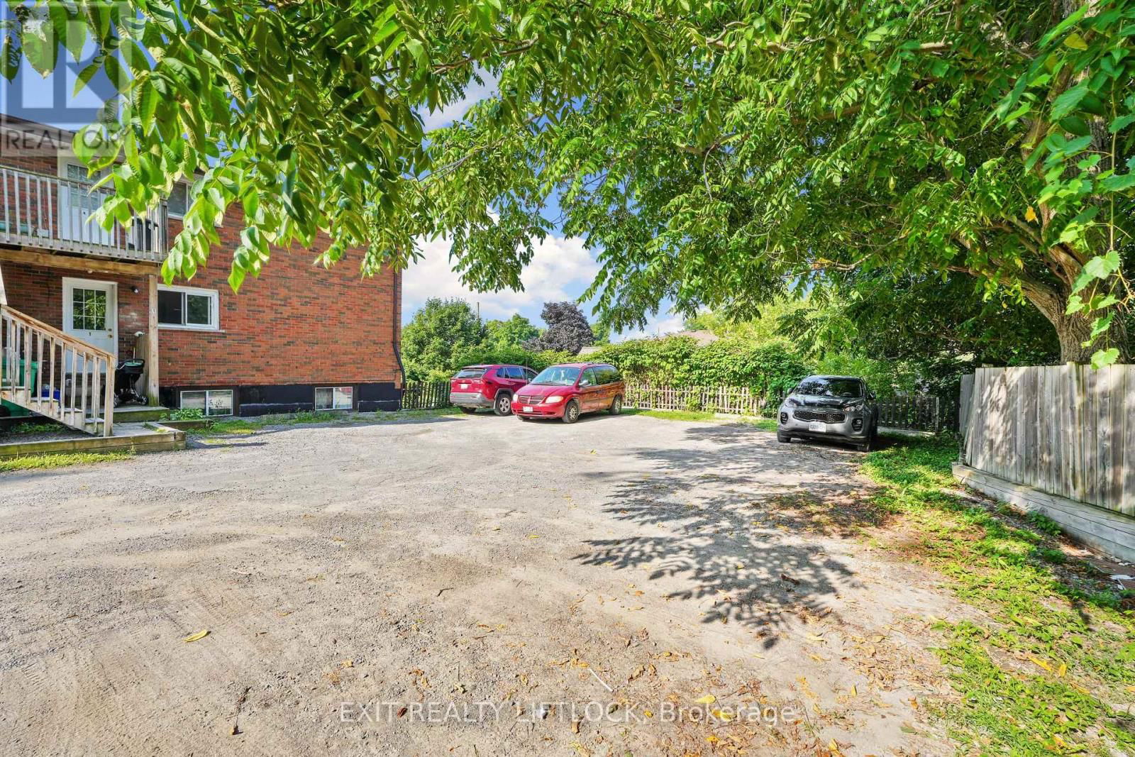 170 DUNLOP STREET Image 10