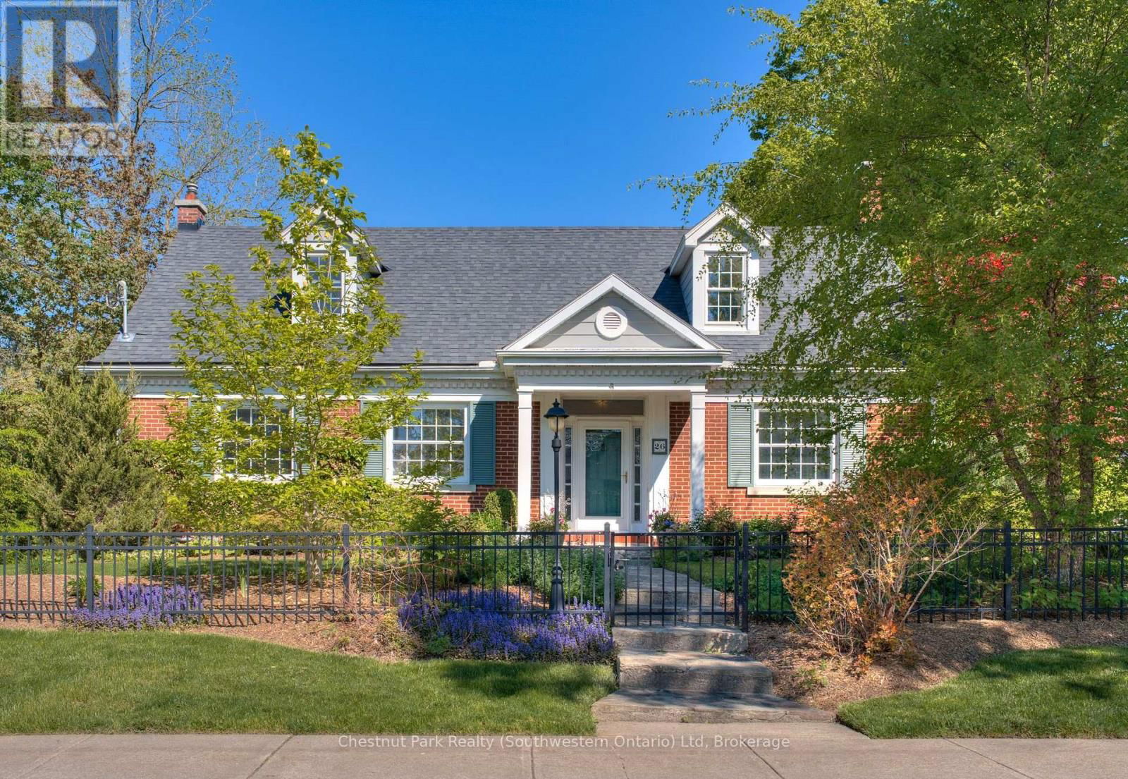 26 LEMON STREET Image 2