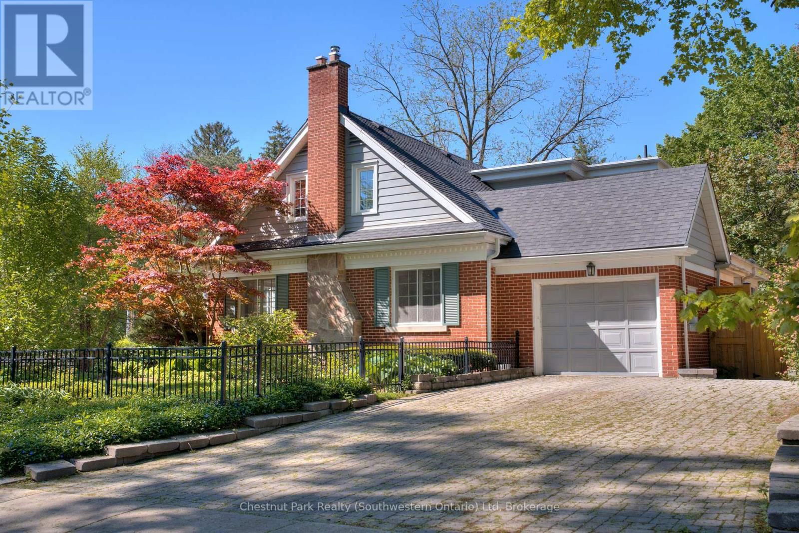 26 LEMON STREET Image 6