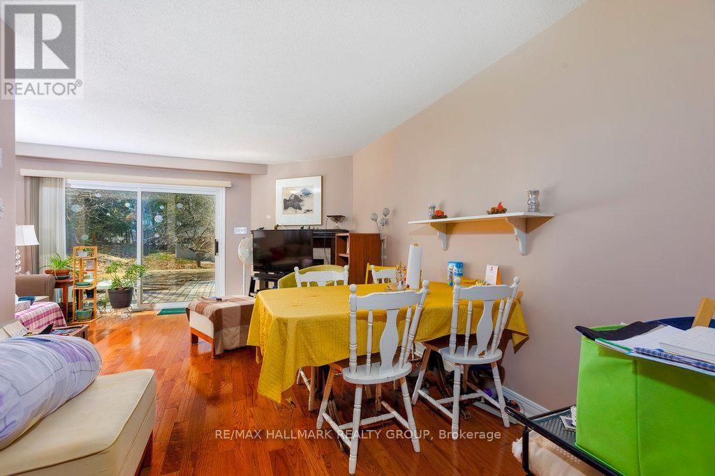 24 RAVENSCROFT COURT Image 13