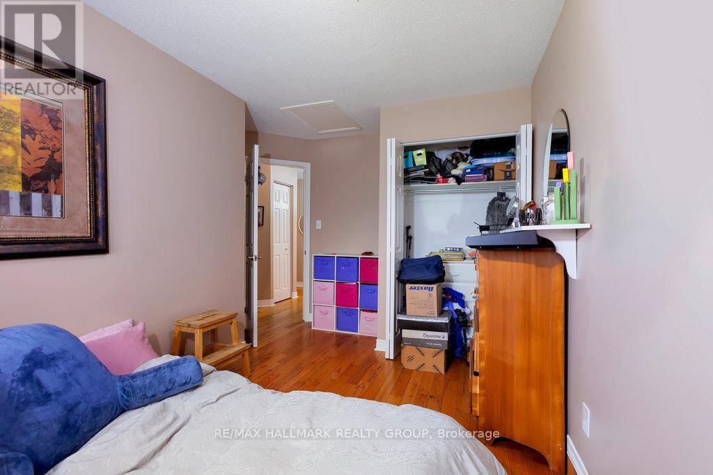 24 RAVENSCROFT COURT Image 20