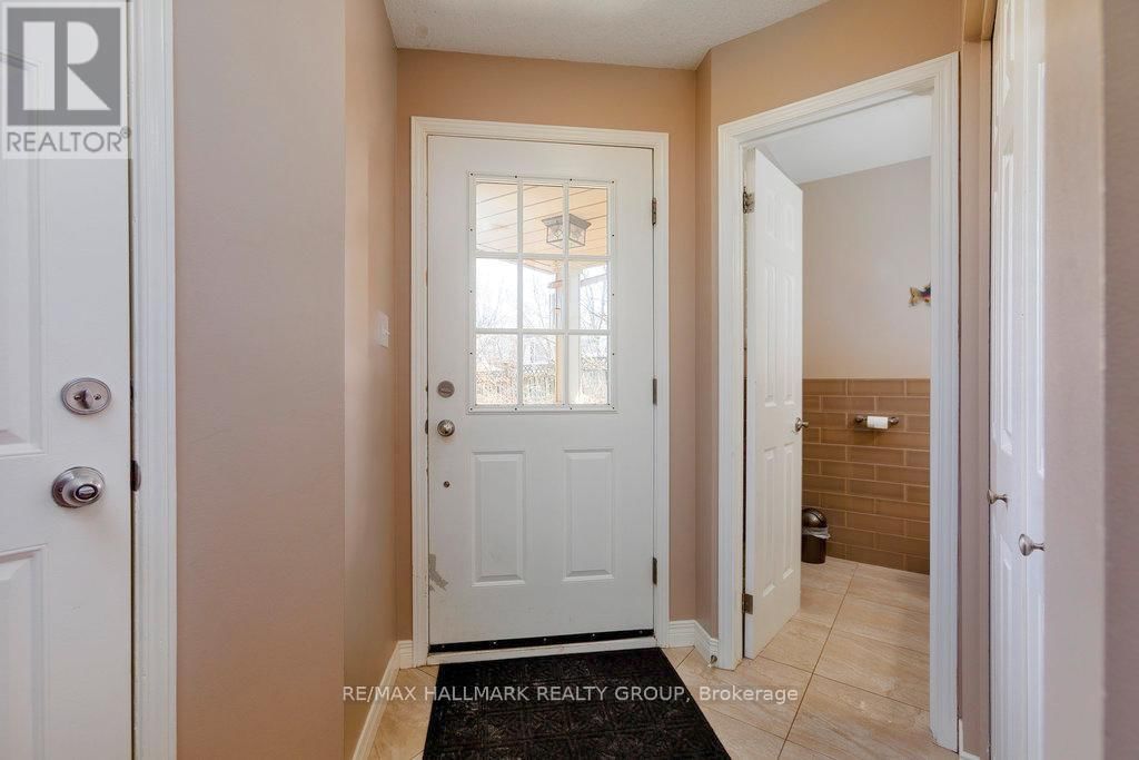 24 RAVENSCROFT COURT Image 3