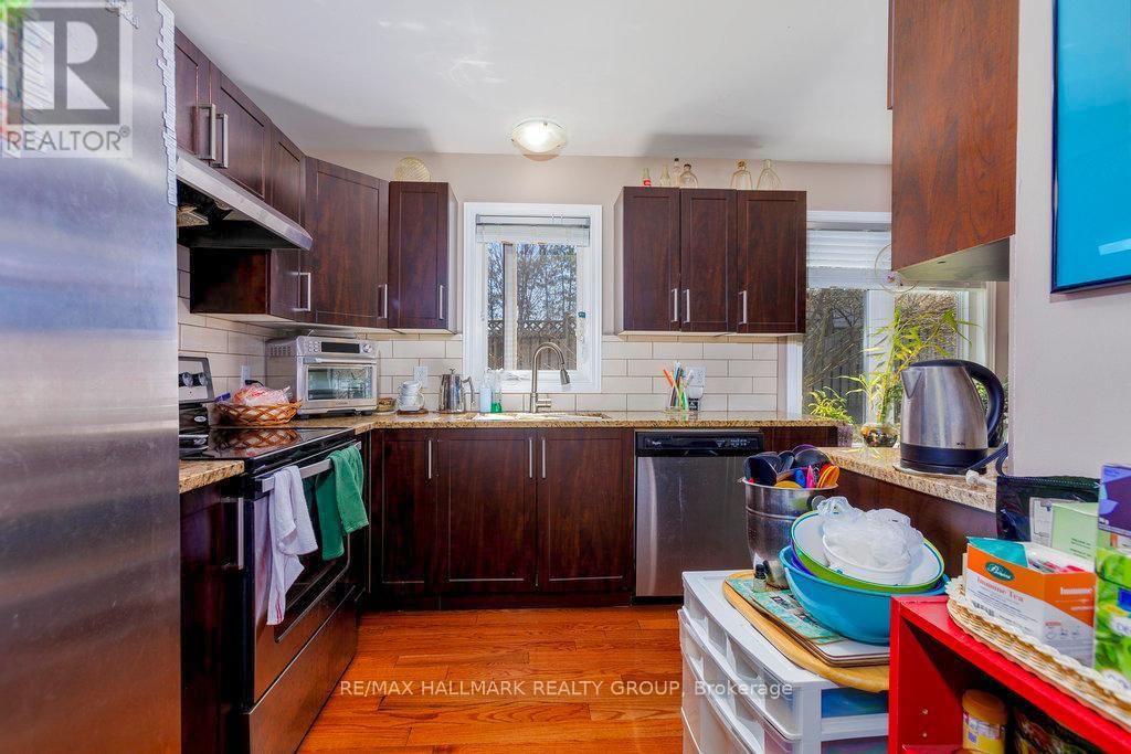 24 RAVENSCROFT COURT Image 8