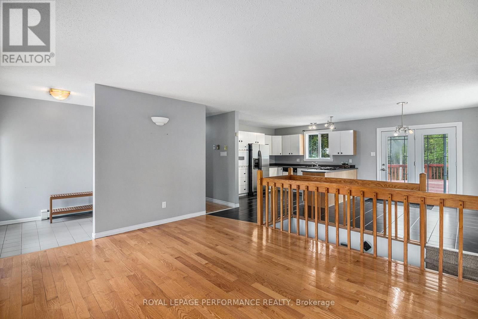 1395 NOTRE-DAME STREET Image 14
