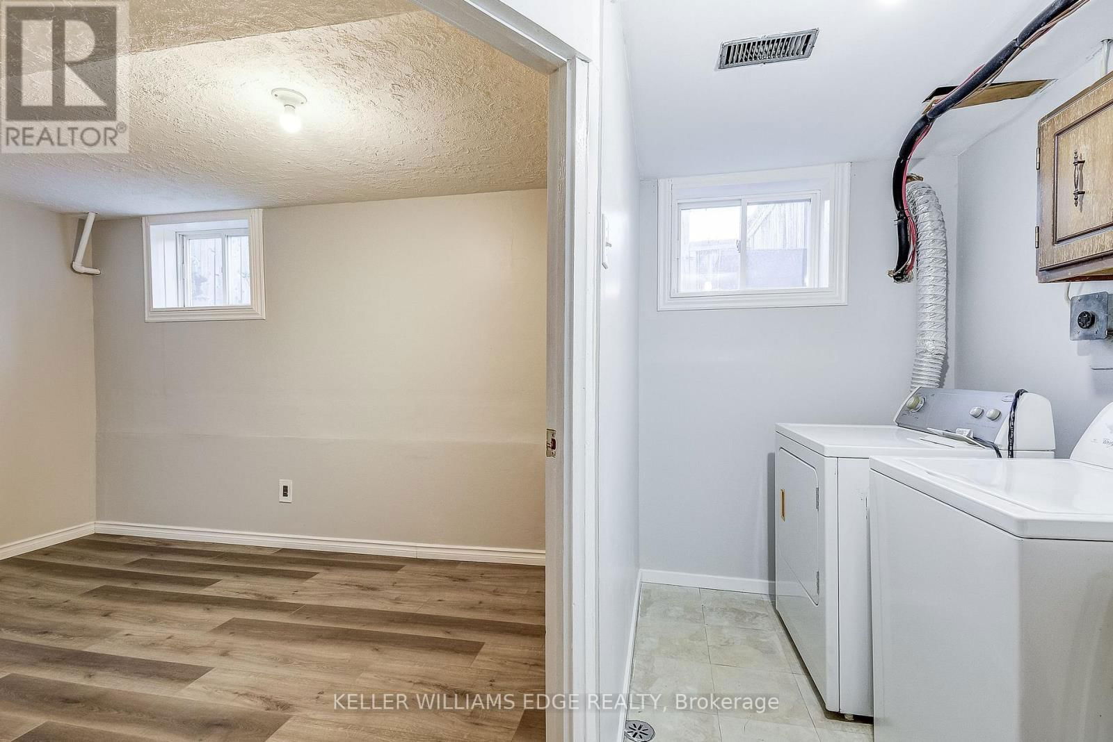 3 - 1355 UPPER GAGE AVENUE Image 26