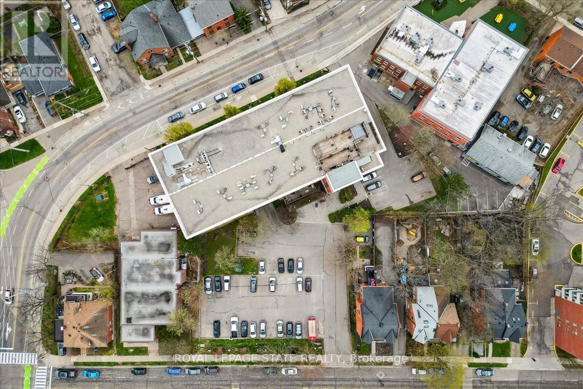313 - 50 MAIN STREET Image 44