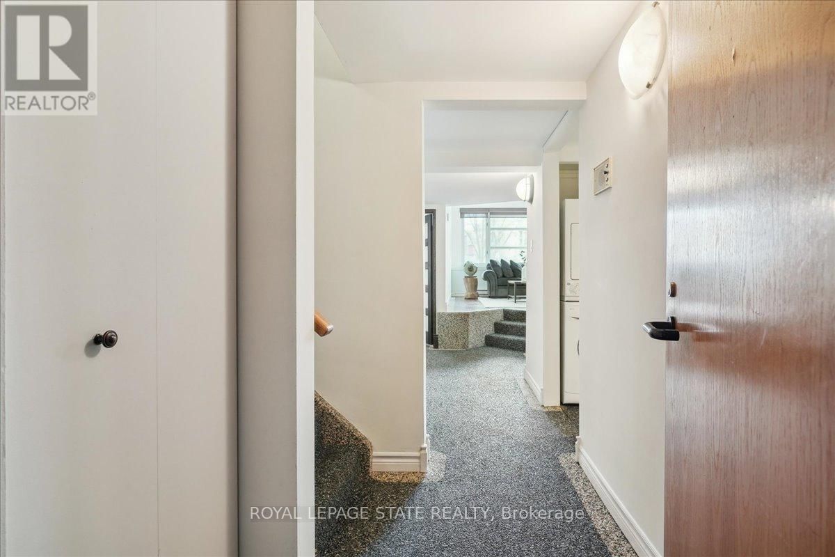 313 - 50 MAIN STREET Image 8