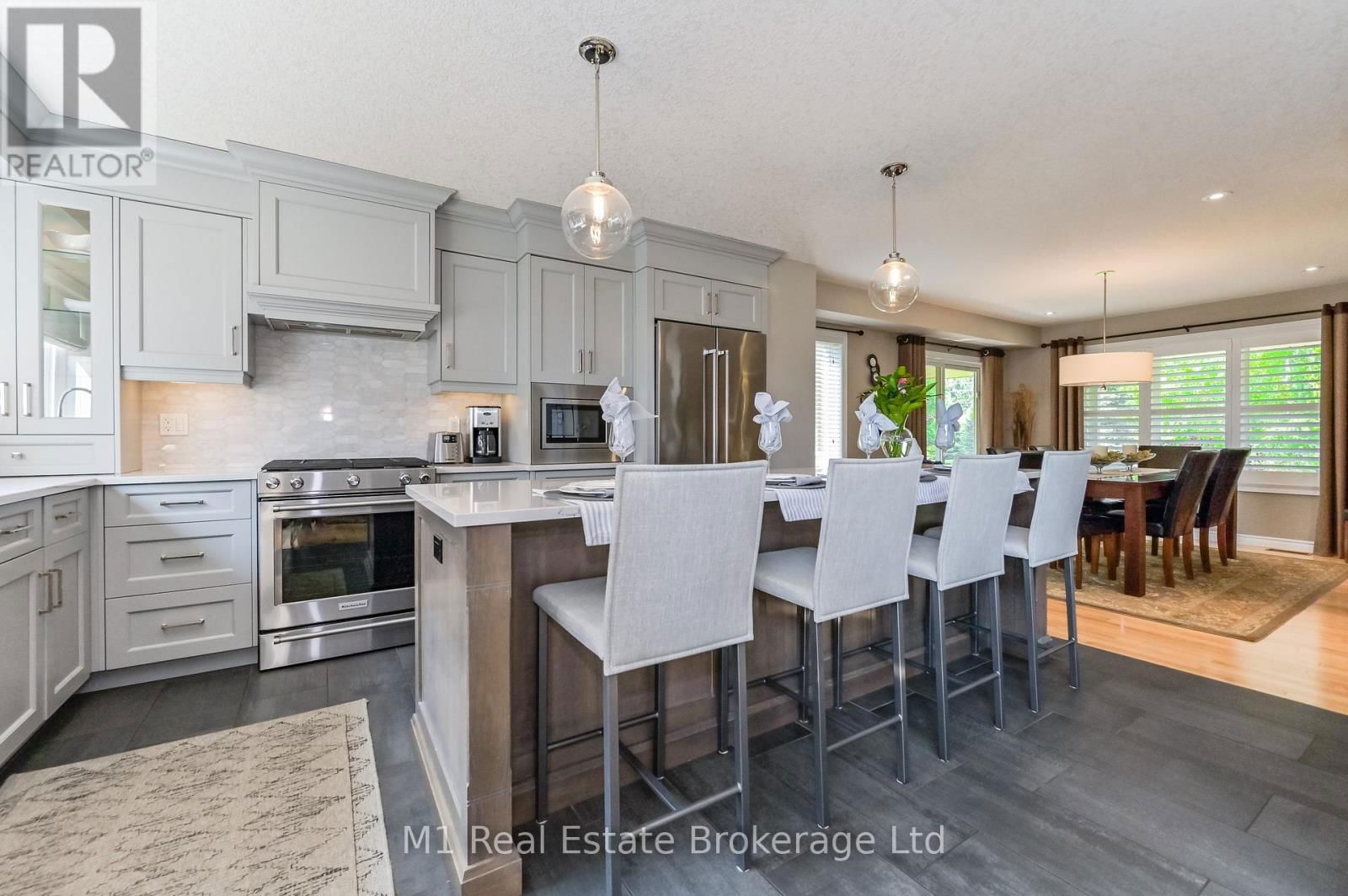 487 ANDERSON STREET SOUTH Image 11