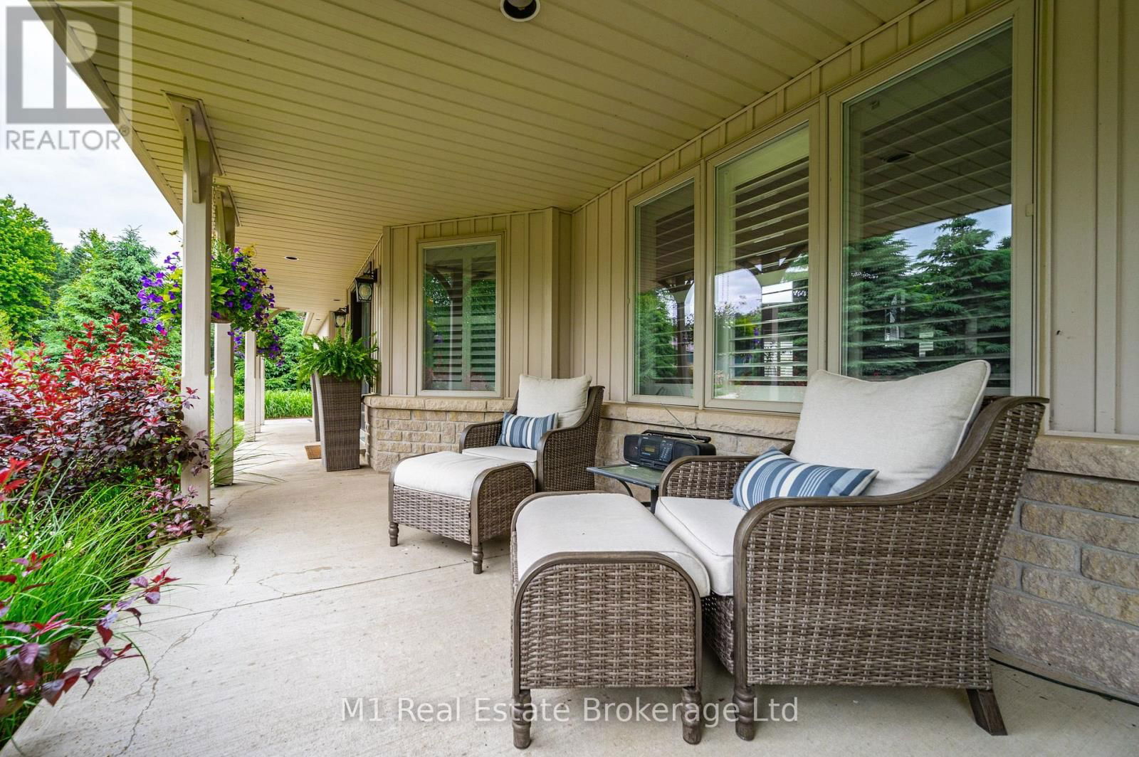 487 ANDERSON STREET SOUTH Image 6