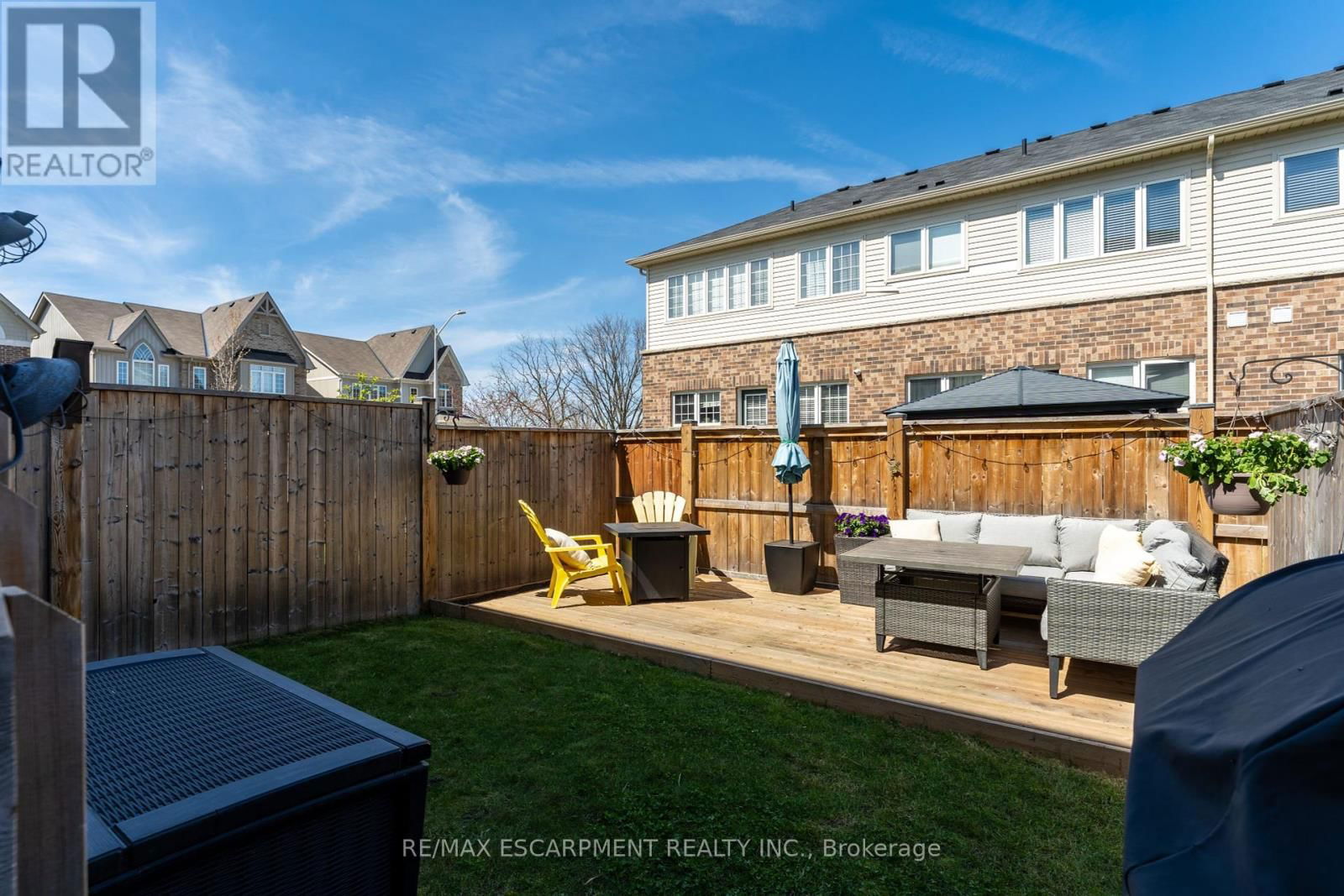 4067 CANBY STREET Image 30