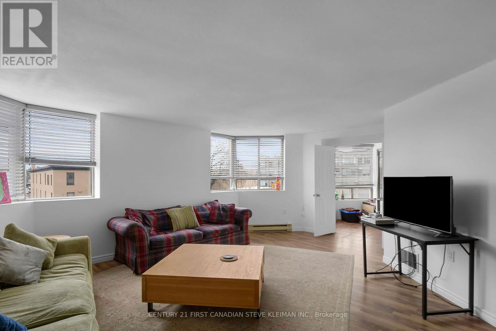 406 - 695 RICHMOND STREET Image 9