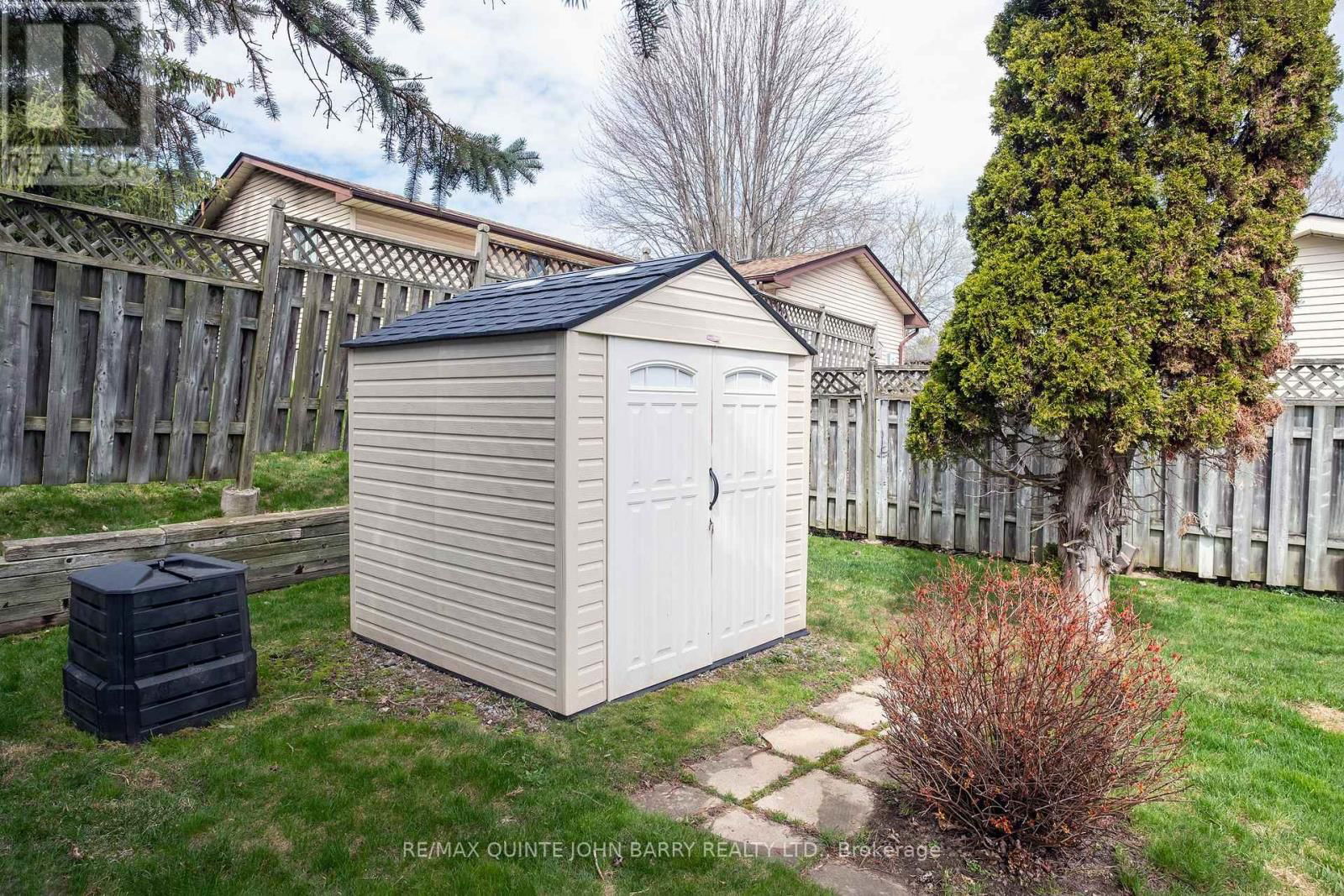 64 IRELAND DRIVE Image 11