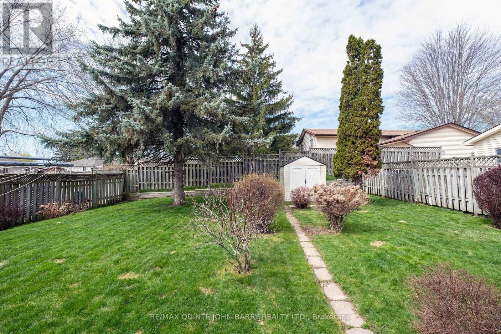 64 IRELAND DRIVE Image 12