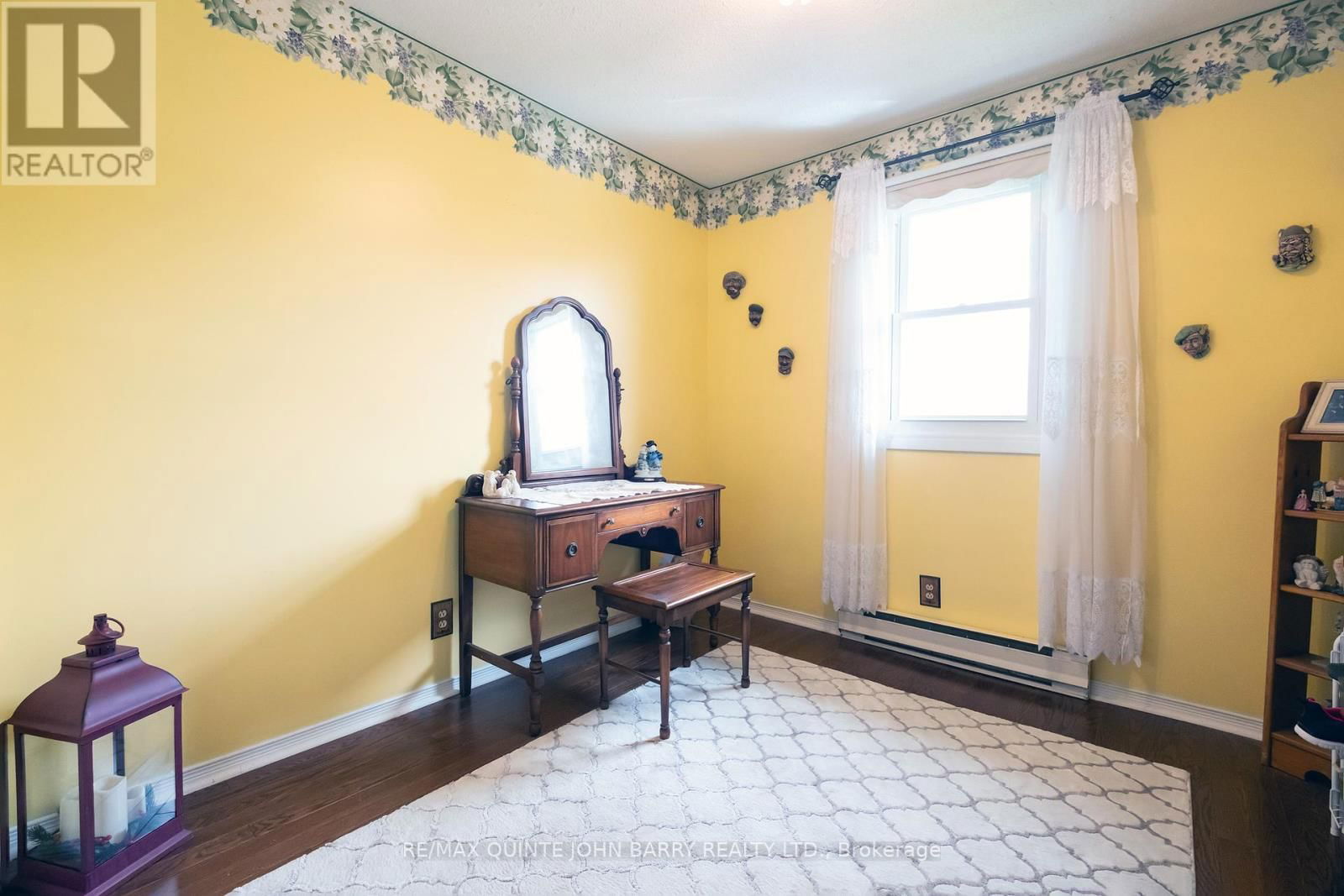 64 IRELAND DRIVE Image 26