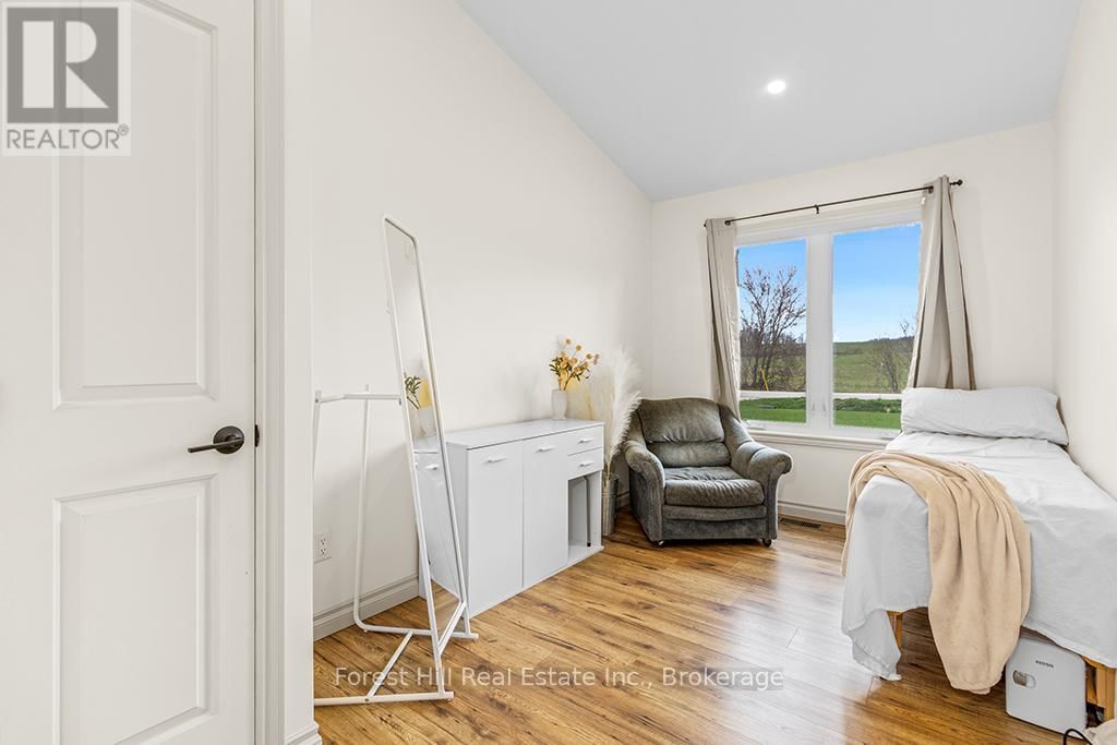 182 ALMA STREET Image 26