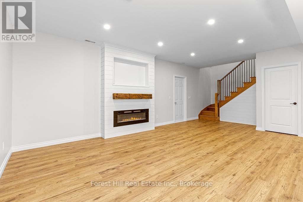 182 ALMA STREET Image 33