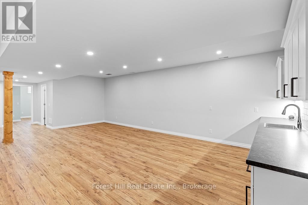 182 ALMA STREET Image 35