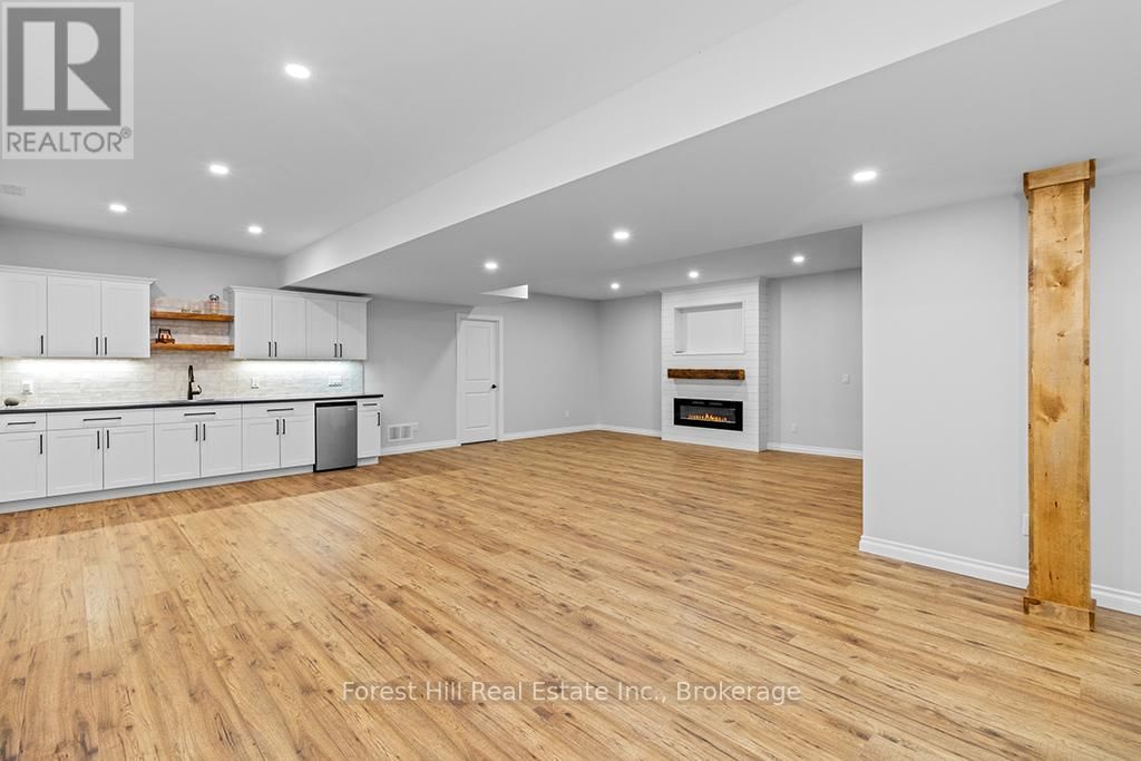 182 ALMA STREET Image 36