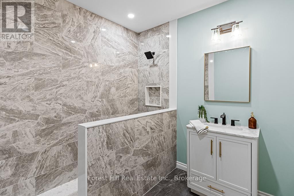182 ALMA STREET Image 37