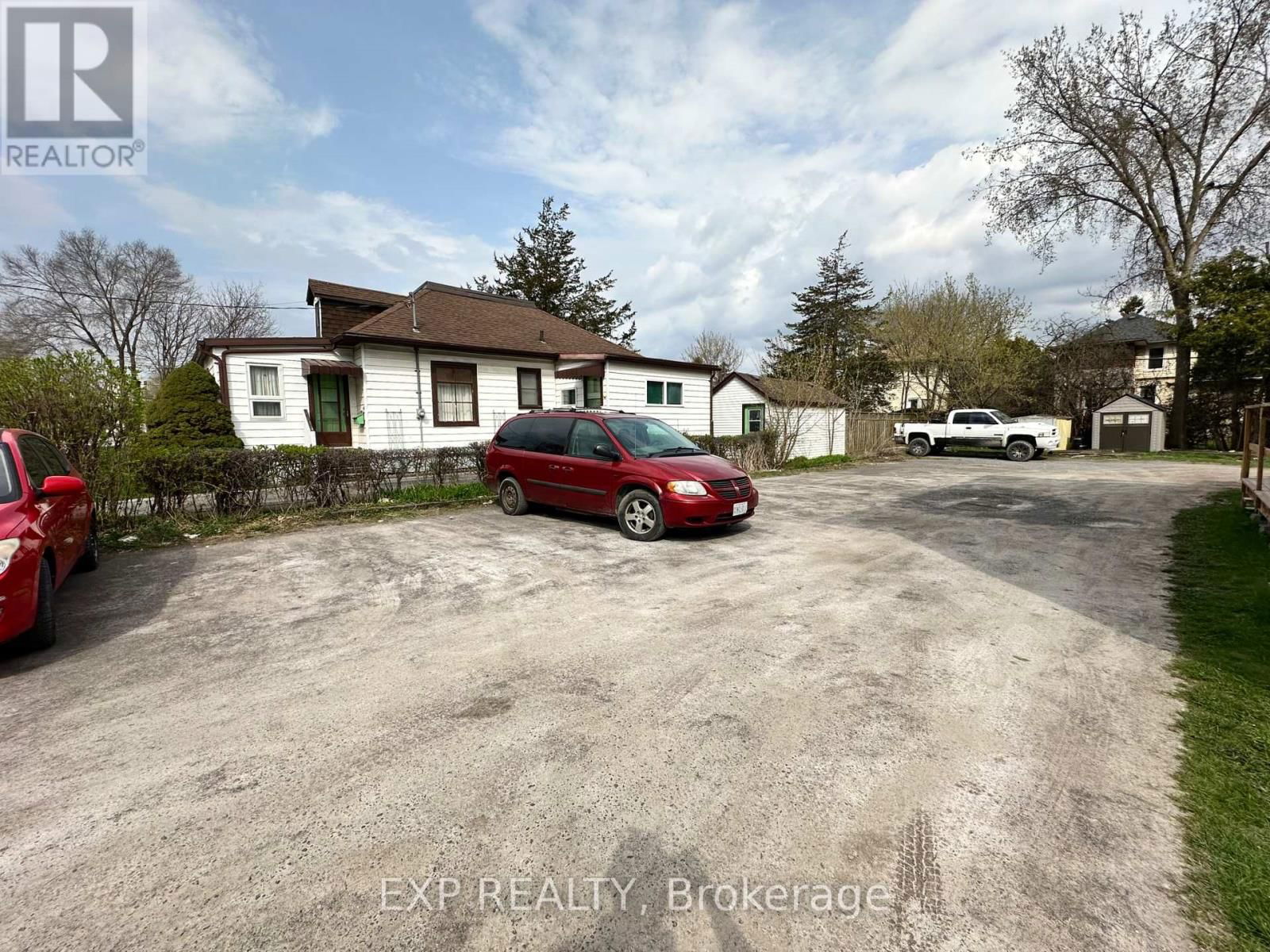 22A CHARLOTTE STREET Image 11