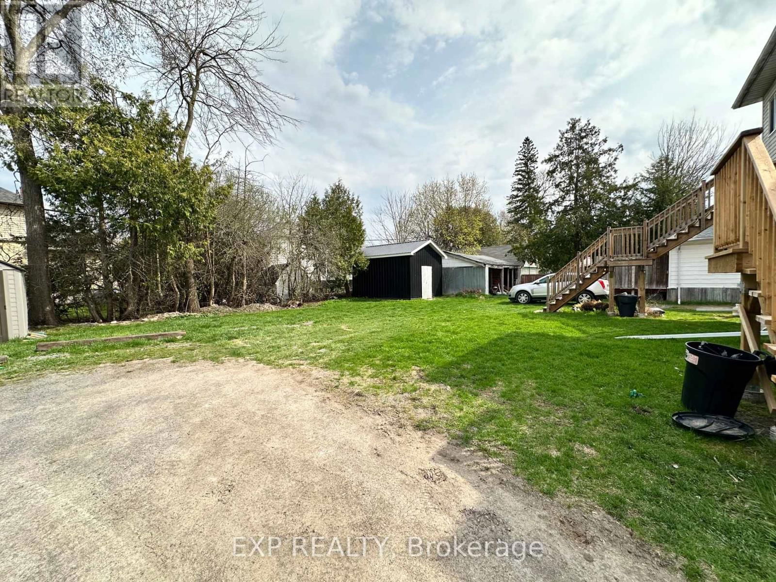22A CHARLOTTE STREET Image 12