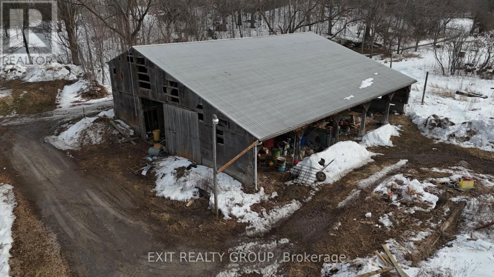 225 JONES ROAD Image 25