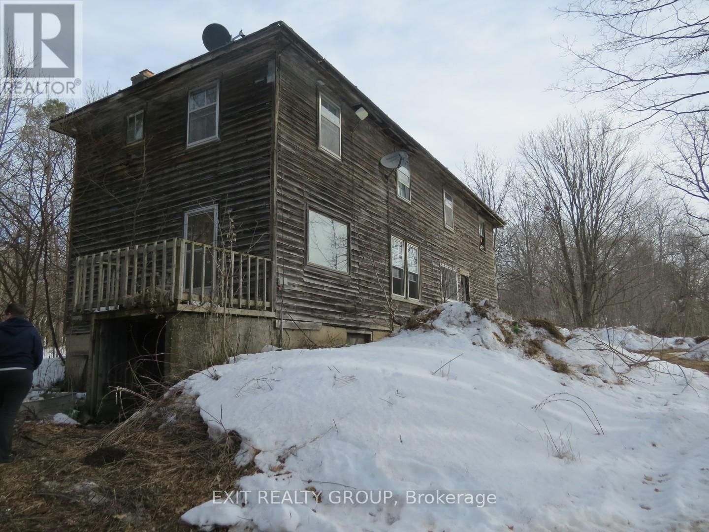 225 JONES ROAD Image 32