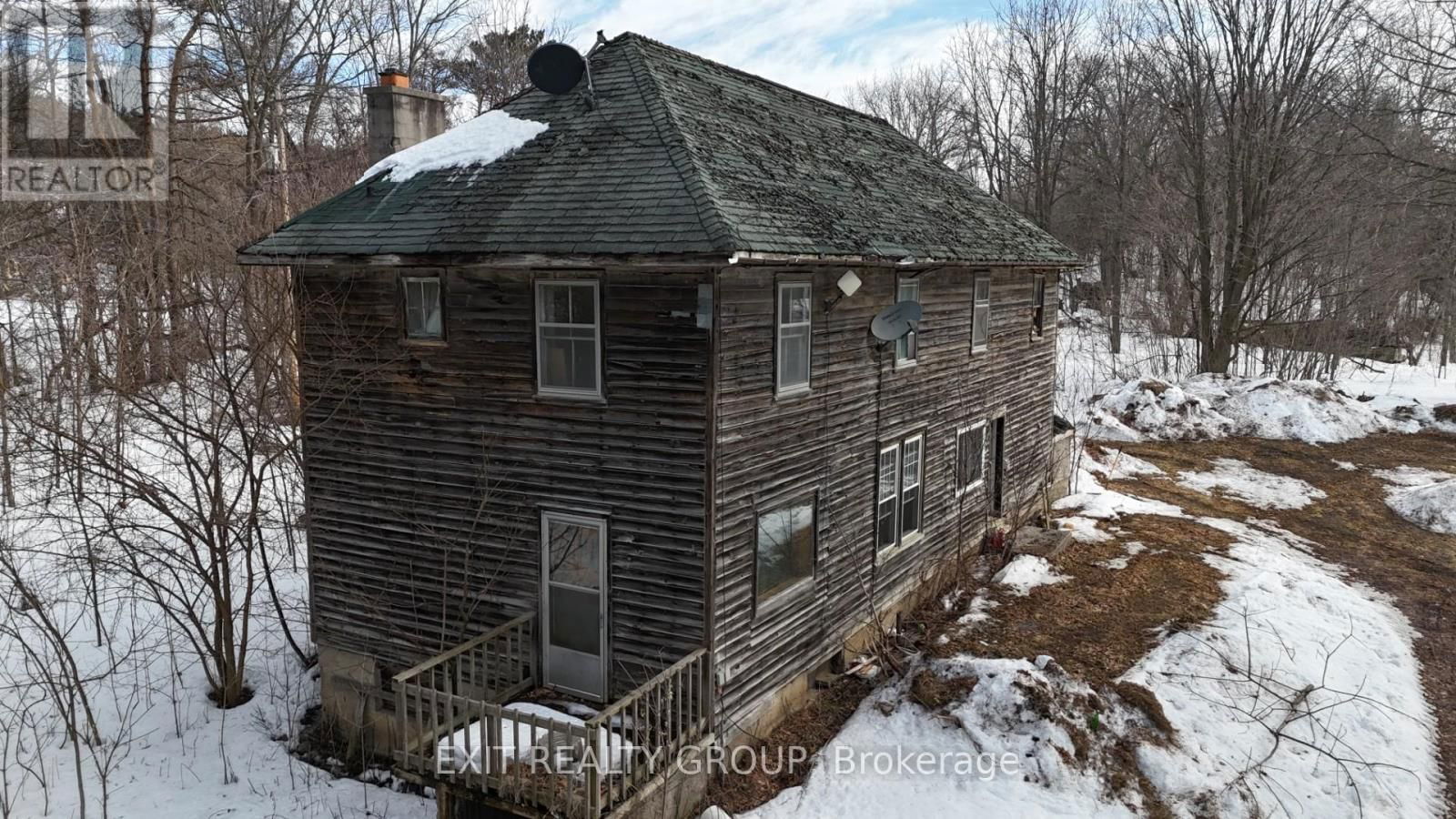 225 JONES ROAD Image 33