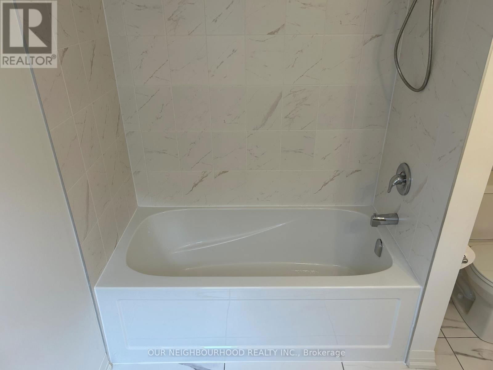 528 WORDEN STREET Image 19