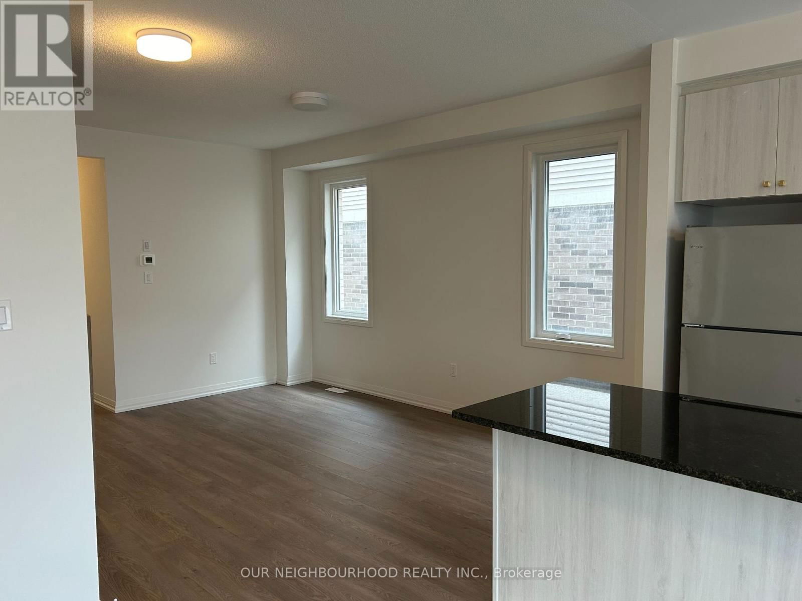 528 WORDEN STREET Image 8