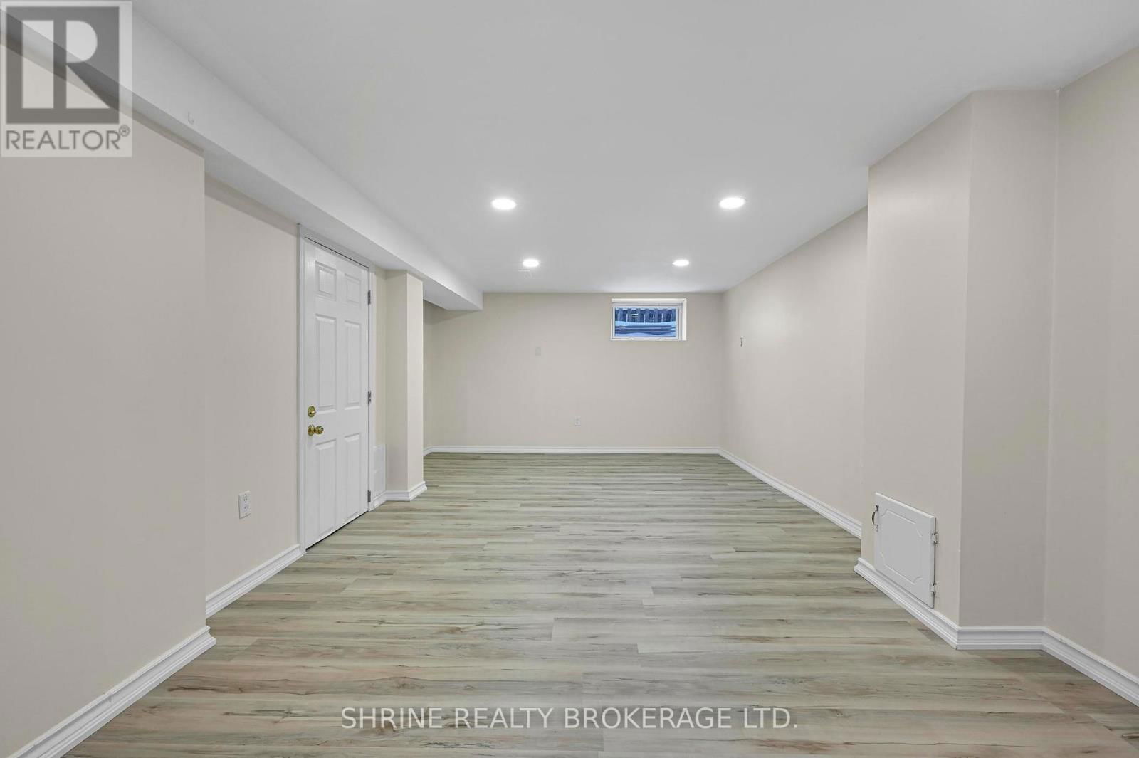 372 FLANDERS ROW EAST Image 33