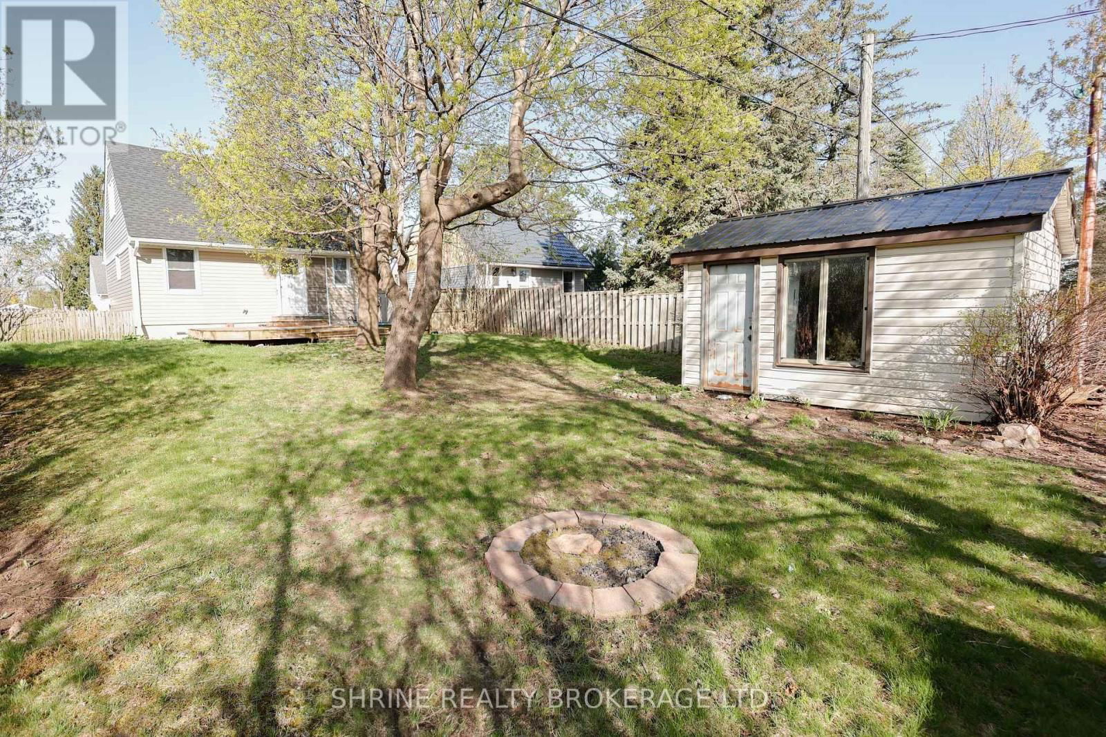 372 FLANDERS ROW EAST Image 40