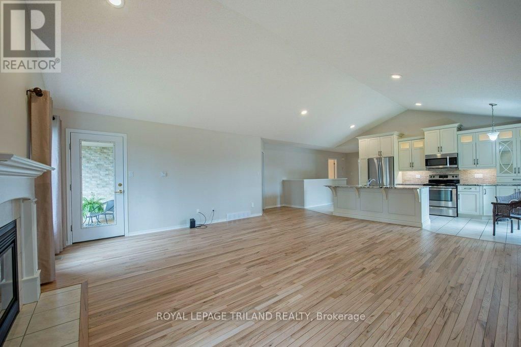 1 - 87 DONKER DRIVE Image 25